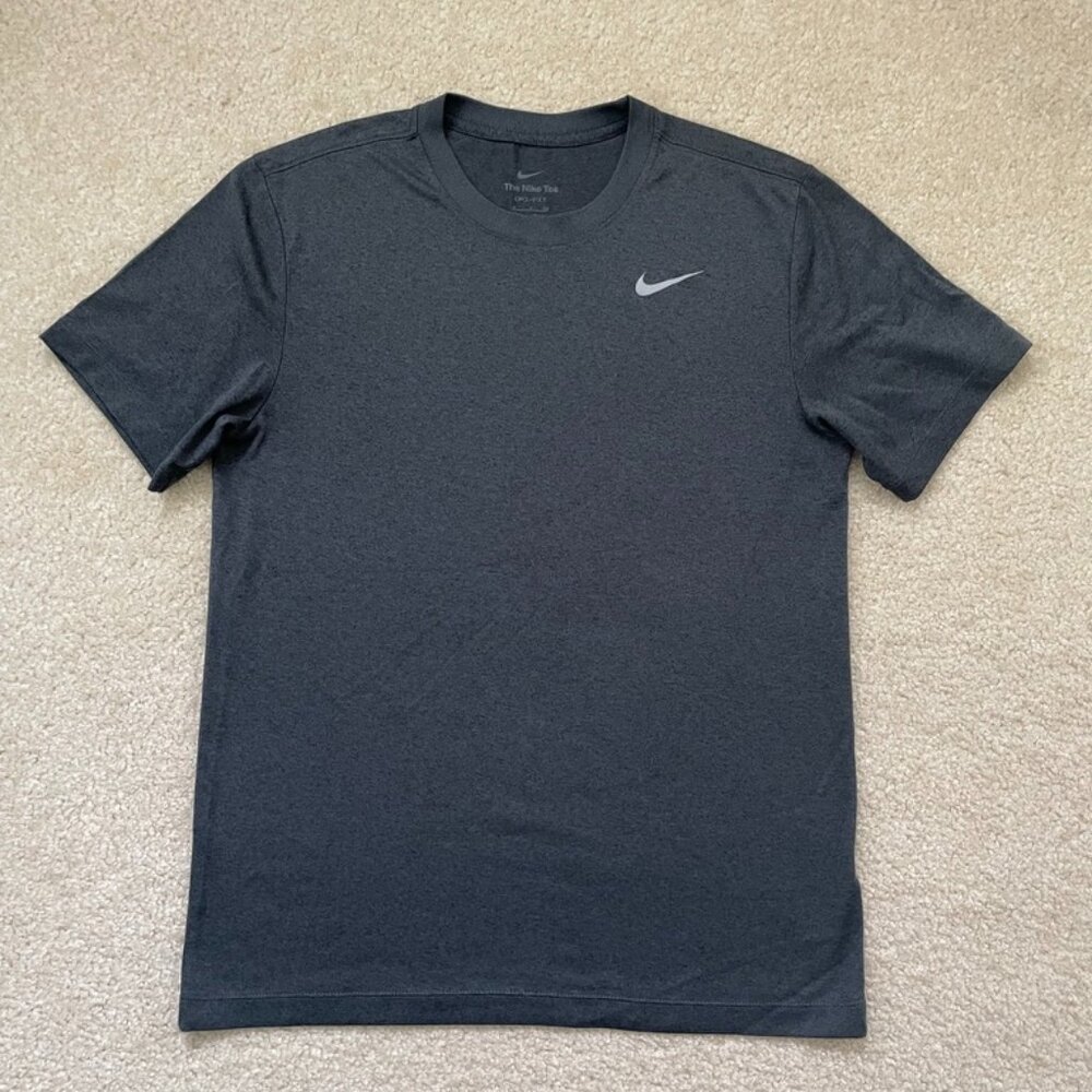 The Nike Tee Men's Small Gray Dri-fit Tee